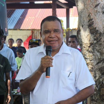 Balap Perahu Yap Tim Pesan Pembangunan Distrik tersampaikan di momen hari lahir 41 Ketua DPRK Kepulauan Yapen