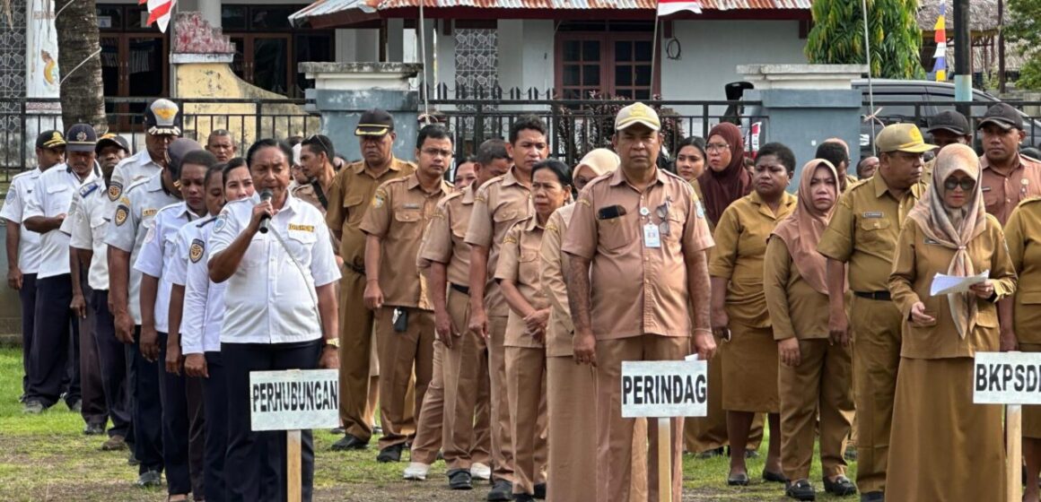 IMG-20250901-WA0069 Wabup Yapen Ingatkan ASN: Jangan Abaikan Tugas dan Kehadiran