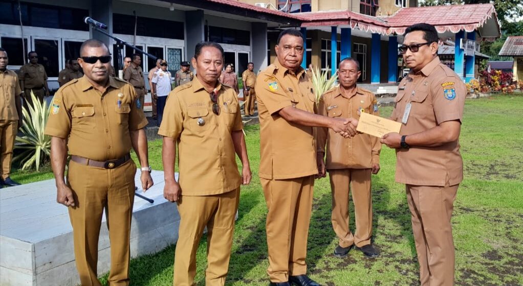 IMG_20250811_153402 Harold Weno Resmi Ditunjuk sebagai Plt Sekda Kepulauan Yapen