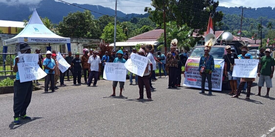 IMG_20250903_111603 Aksi Damai “YAPEN LAPAR”: Pemerintah Daerah Sambut Aspirasi Warga dengan Terbuka