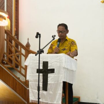 PWKI Kepulauan Yapen Gelar Ibadah Natal, Wakil Bupati Ajak Perkuat Peran Keluarga