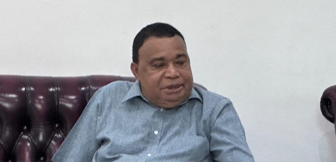 IMG-20260217-WA0035 Bupati Benyamin Arisoy Hentikan Penempatan Guru dan Nakes Lewat Nota Dinas di Kepulauan Yapen, Wajib Sesuai SK