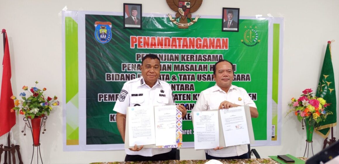 Pemkab Yapen Gandeng Kejari, Benyamin Arisoy Perkuat Pengawasan Hukum Program Pembangunan Daerah