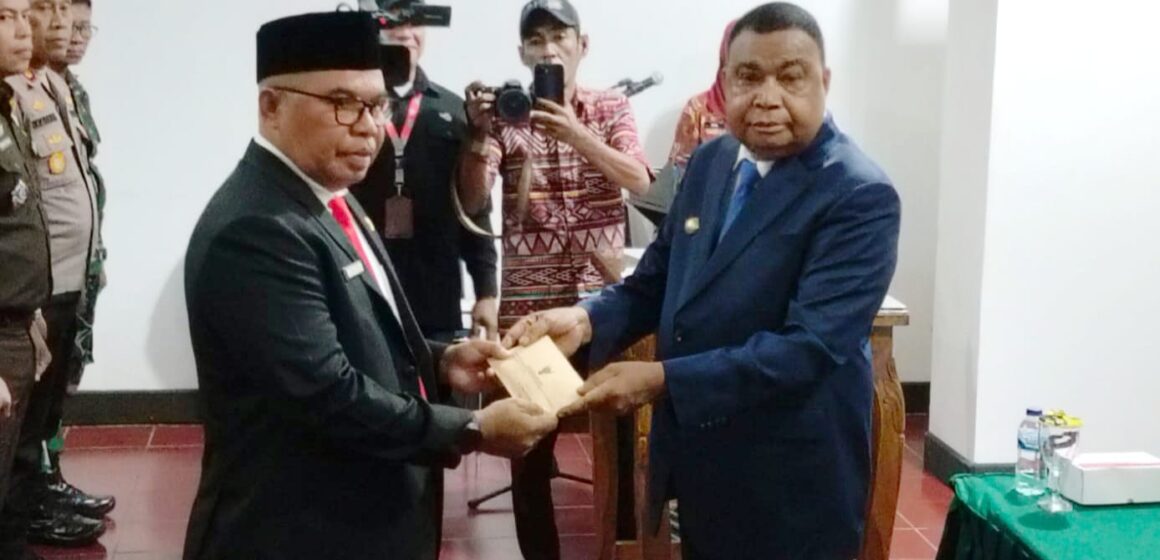 IMG-20260702-WA0162 Bupati Kepulauan Yapen Lantik Cyfrianus Y. Mambay sebagai Pj Sekda, Soroti Dana Kampung dan Pelayanan Publik